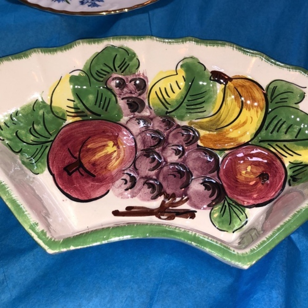 Vintage Handpainted Italian serving dishes, Mediterranean style